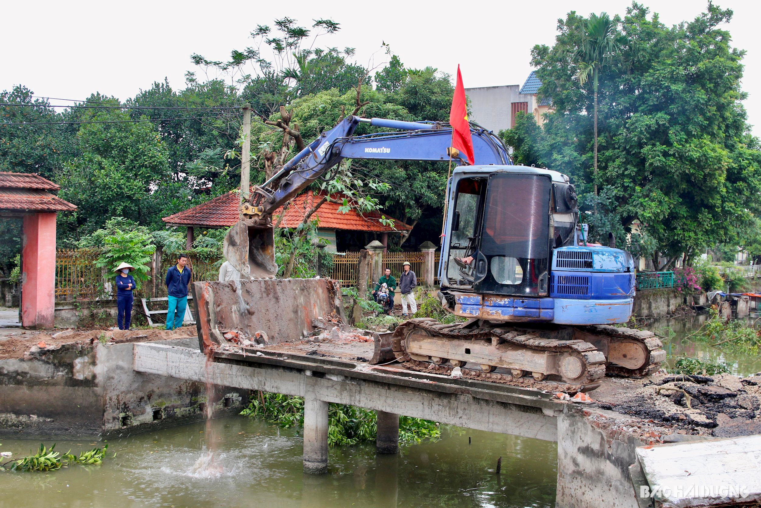 Ninh Giang còn 9 hộ dân không chấp hành tháo dỡ cầu dân sinh vi phạm công trình thủy lợi